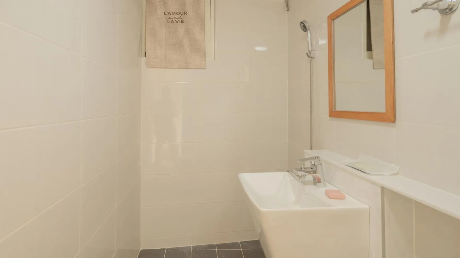 Stay 42 Gwangjang Seoul Hostel
